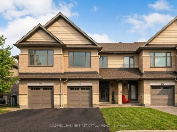 211 Purchase Cres, Ottawa, ON K2S 2L8