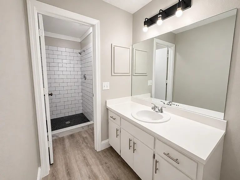 3133 Huron Ave #A — Photo 5