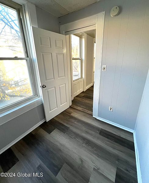 4th image of 283 4th Street