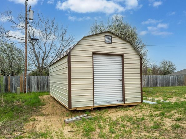 324 Windjammer Rd, Gun Barrel City, TX 75156