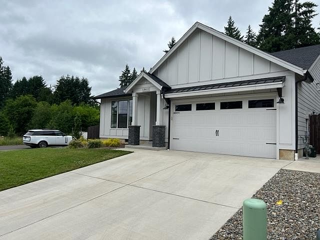 1st image of 13611 NE 62nd Ct
