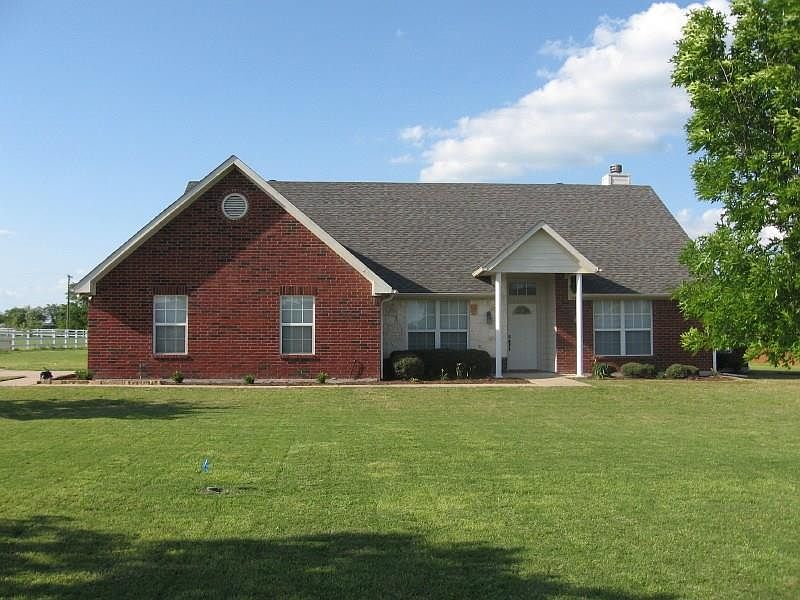 1st image of 1928 Thornberry Dr