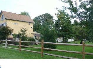 27 Church Rd, Linfield, PA 19468