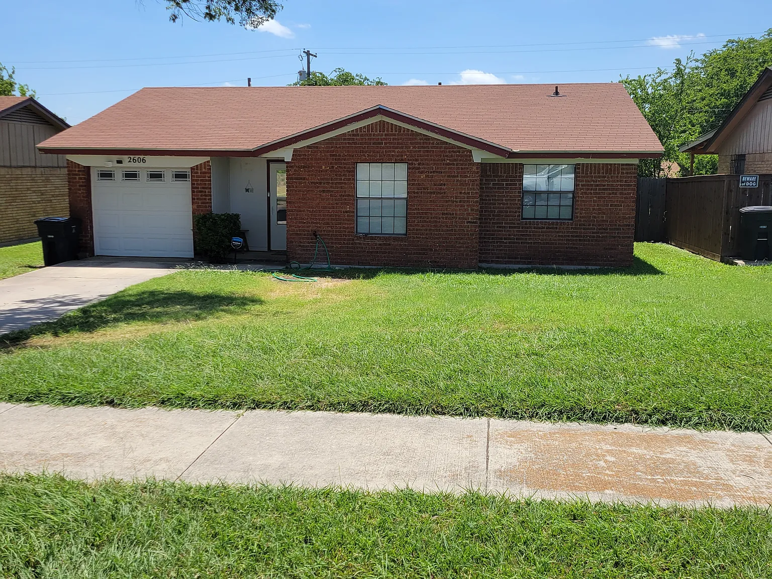 3 bed, 1129 sqft, $1,400 — Photo 2