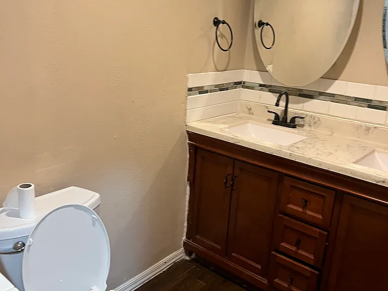 509 S Fannin St #B — Photo 1