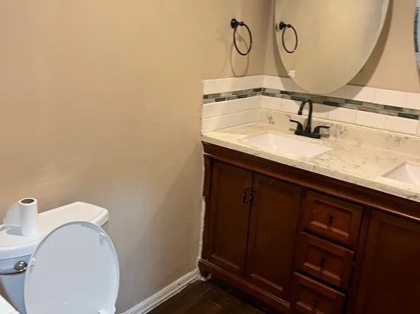 509 S Fannin St #B, Rockwall, TX 75087