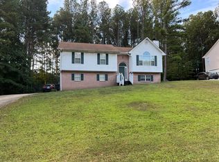 64 Greatwood Dr, White, GA