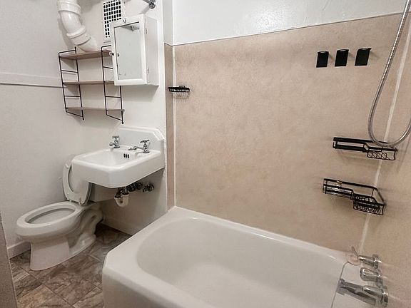 4th image of 5808 15th Ave NE APT A