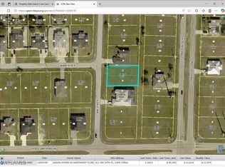 811 NW 24th Pl, Cape Coral, FL 33993
