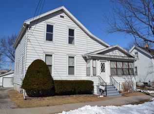 116 W 11th Ave, Oshkosh, WI 54902