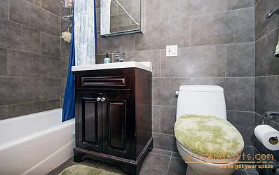 Rented by aptsandlofts.com