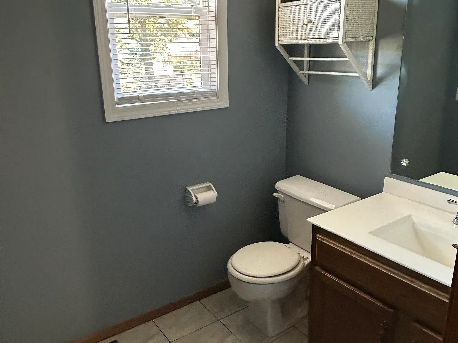 2 bed, 1.5 bath, 1100 sqft, $1,400 — Photo 4