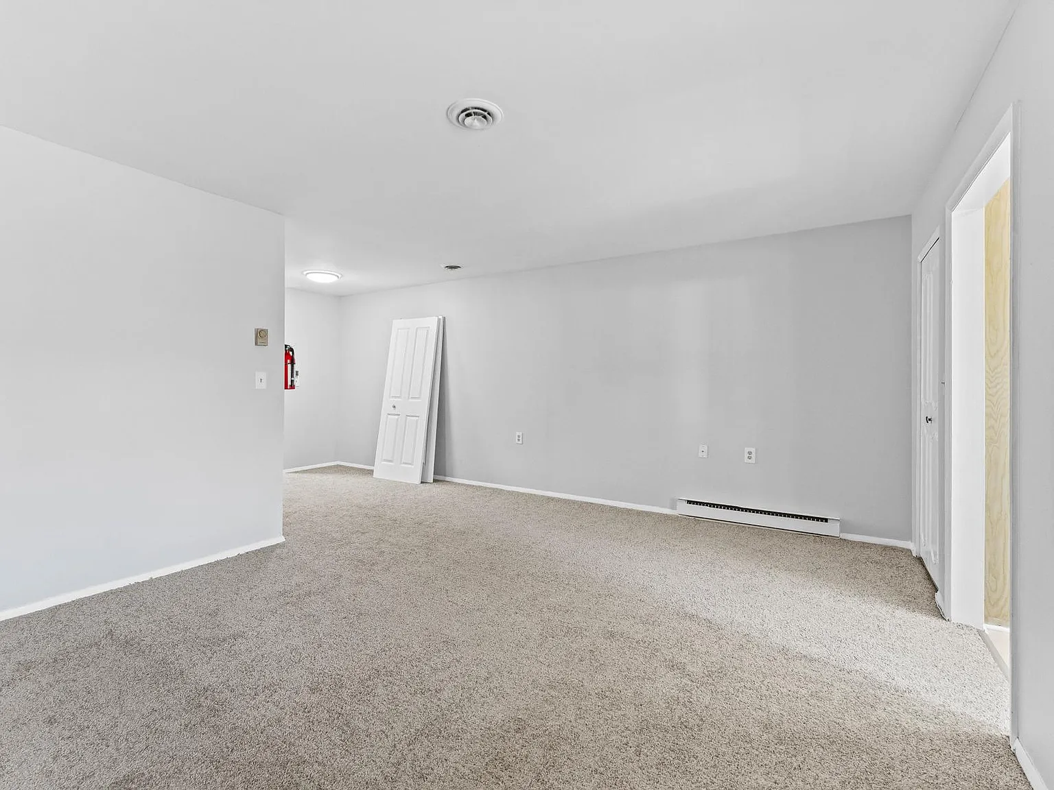 2 bed, $1,200 — Photo 3