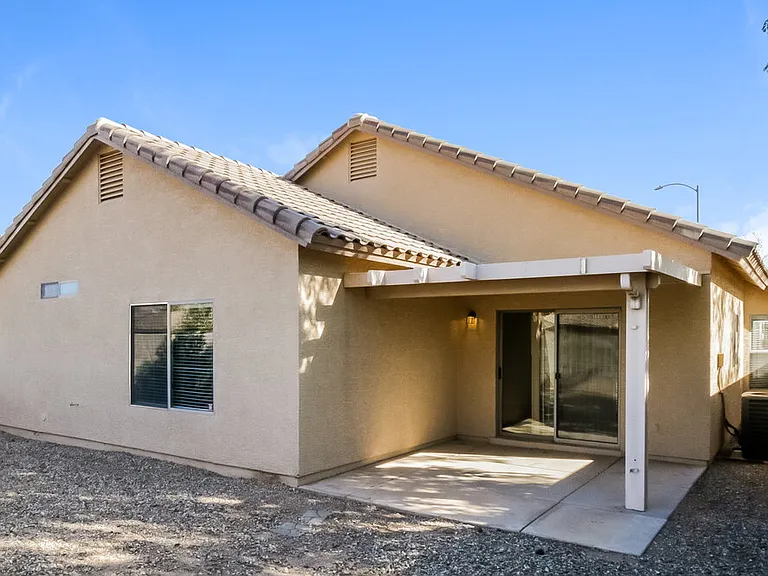 3402 N 129th Dr — Photo 16
