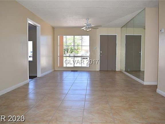 3rd image of 2909 Merritt Ave