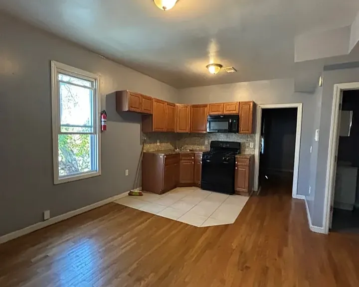 417 15th Ave #2L — Photo 7