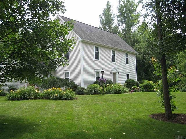1st image of 29 Brookstone Dr