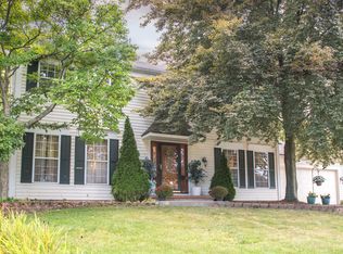 16545 Timberline Dr, Strongsville, OH