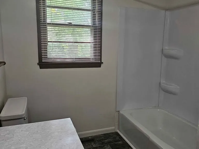 409 S Concordia Ave — Photo 10