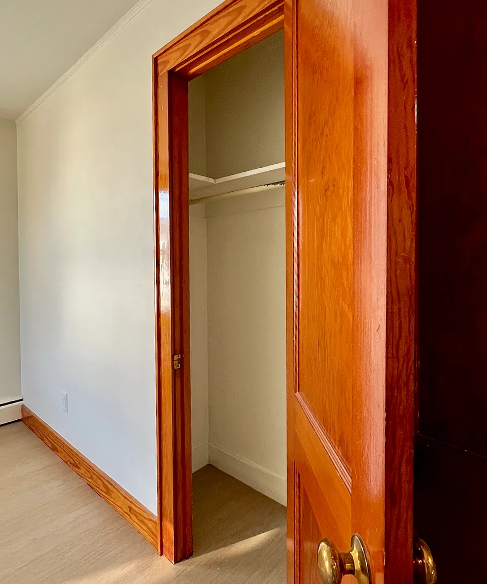 2 bed, 1000 sqft, $1,750 — Photo 4