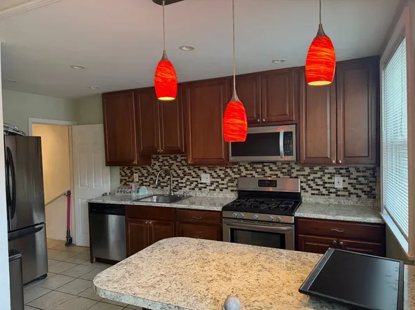 6532 Kindred St, Philadelphia, PA 19149