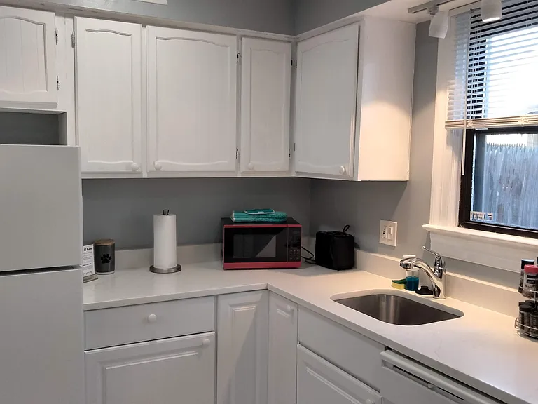 2031 S Langley St — Photo 6
