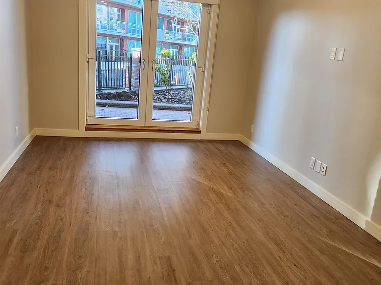 20458 Park Ave #405 — Photo 6