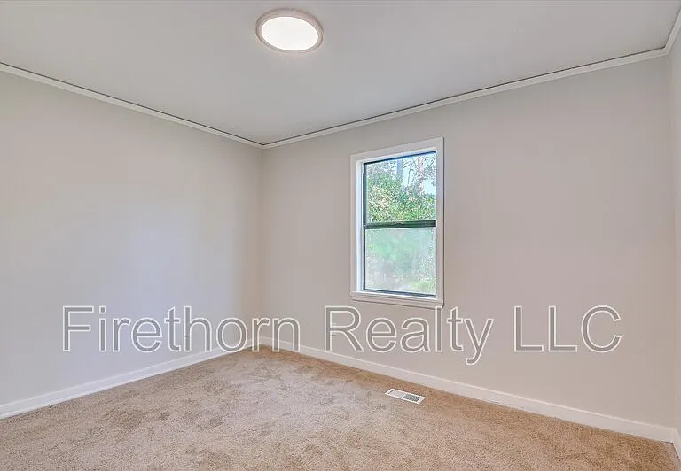 2349 Henry Cir — Photo 27