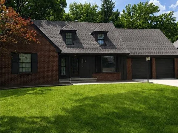 6000 Reinhardt Dr, Fairway, KS 66205