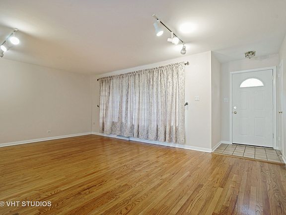 3rd image of 1434 E Joan Dr
