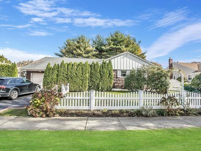 3 Ann Drive, Syosset, NY, 11791