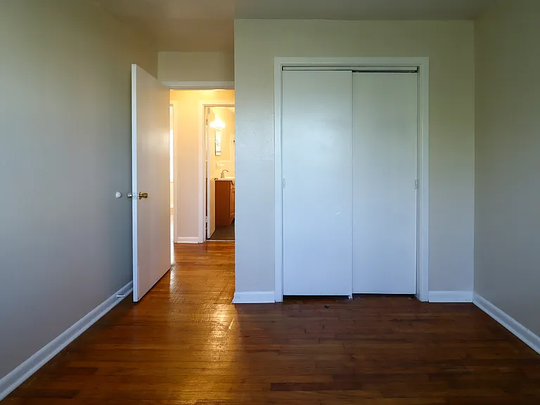 2701 Hillside Dr — Photo 14
