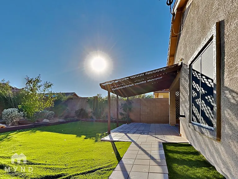 1423 E Poncho Ln — Photo 24