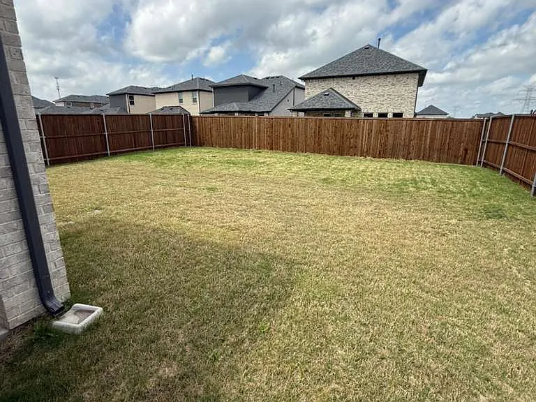 1219 Triton Dr — Photo 36