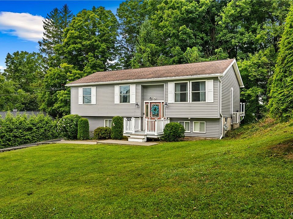 1st image of 707 Utica Rd