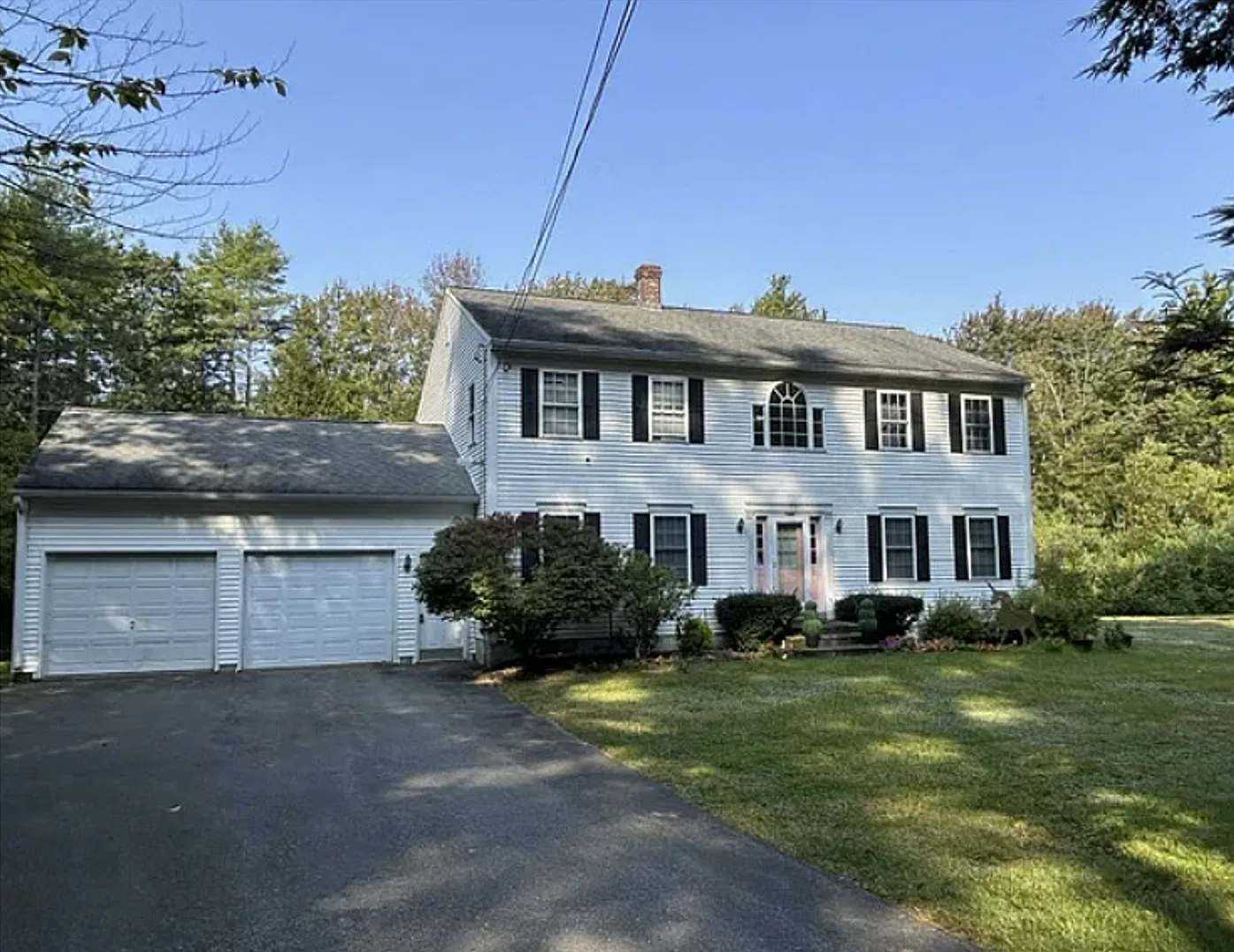 Spacious Colonial Home | 3.42 Acres, Cathedral Ceilings & Oversized Garage — Photo 1