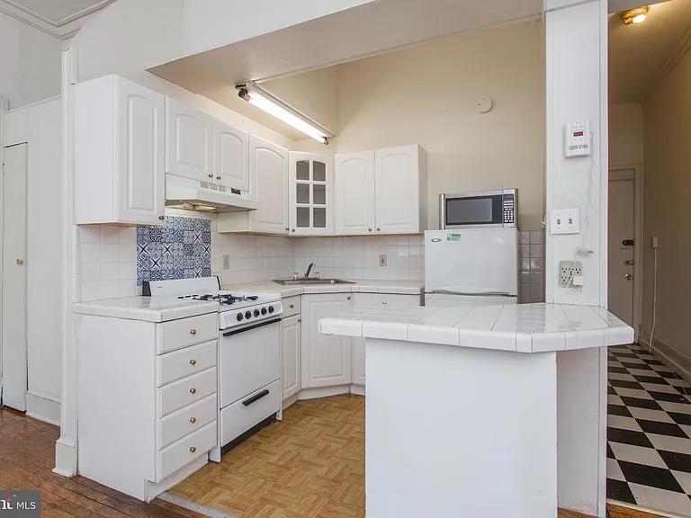 1807 Spruce St #2F — Photo 5