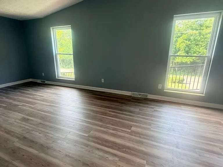 921 Brown School Rd — Photo 3