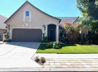 1624 N Cindy Ave, Clovis, CA