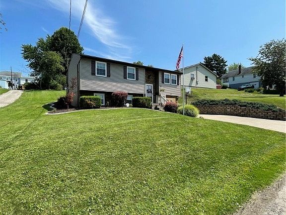 5th image of 110 Border Ln