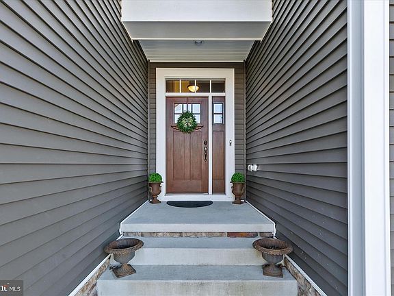 4th image of 22545 Ocala Way