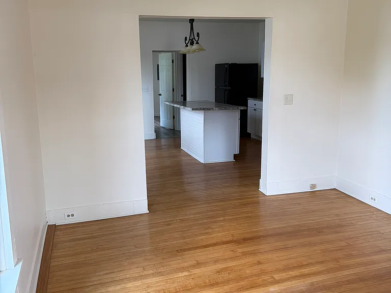 613 S Dewey St #1 — Photo 3