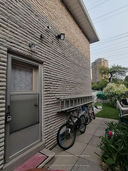 1 bed, $1,799 — Photo 2