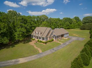 40 Hickory Woods Ln, Eads, TN 38028