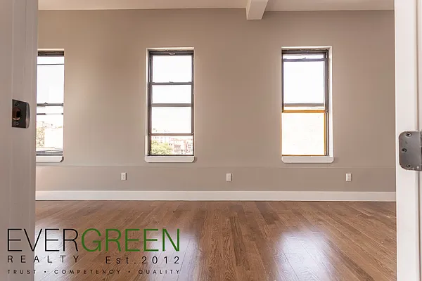 Rented by ERNY LLC | media 8