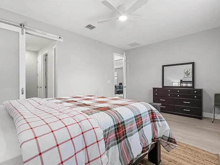 1020 River Otter Way — Photo 11