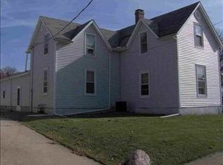 1014 S East St, Bloomington, IL