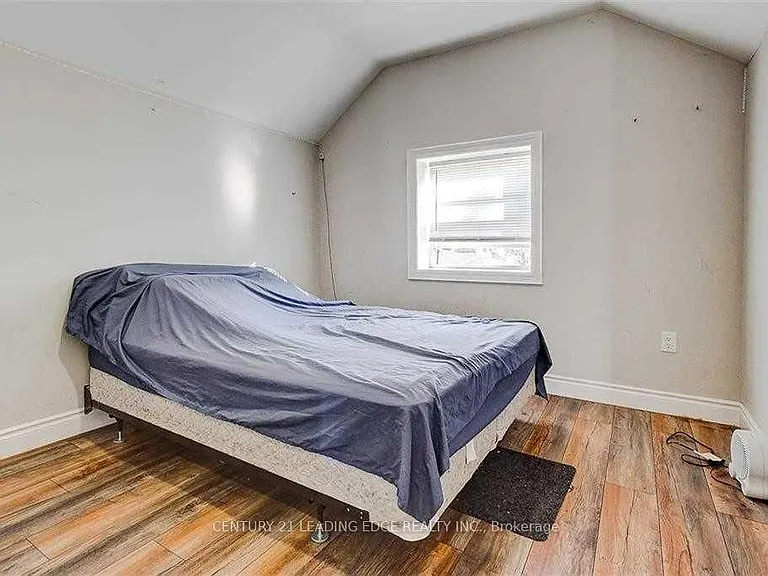 382 Cannon St E #B — Photo 9