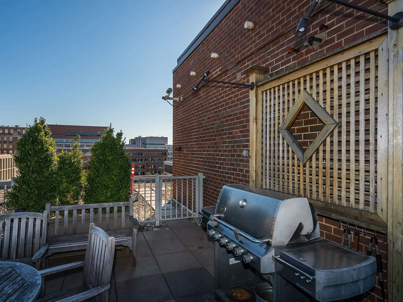 Studio, 467 sqft, $2,200 — Photo 4