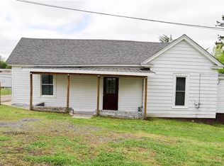 110 Short Morgan St, Eden, NC 27288